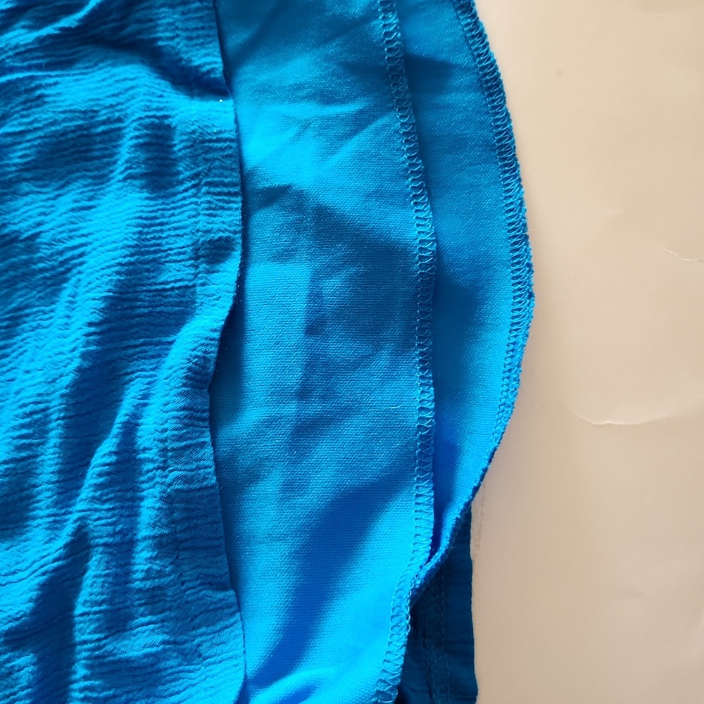 Shorts - Picture 2 of 4